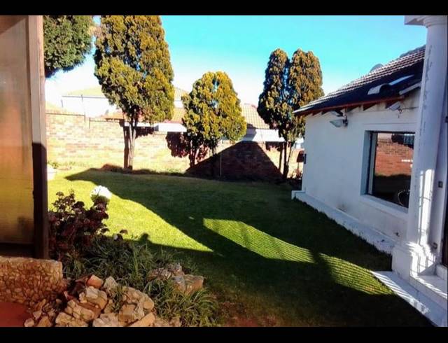 3 BEDROOM HOUSE FOR SALE IN WINCHESTER HILLS